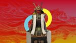 Sitzende Samurai-Rüstung mit charakteristischer Fell-Jinbaori und schwarzer Mempo-Maske vor goldgelber Holzschnitt-Landschaft – typische Ausstattung der Bürgerkriegszeit.