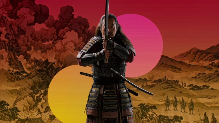 Digitale Collage eines fotorealistischen Samurai in dunkler Kamakura-Rüstung, der ein Schwert hält. Der Hintergrund im Ukiyo-e-Stil zeigt eine dramatische Berglandschaft mit Soldaten in Rot- und Orangetönen, überlagert von zwei großen, leuchtenden Kreisen in Pink und Gelb.