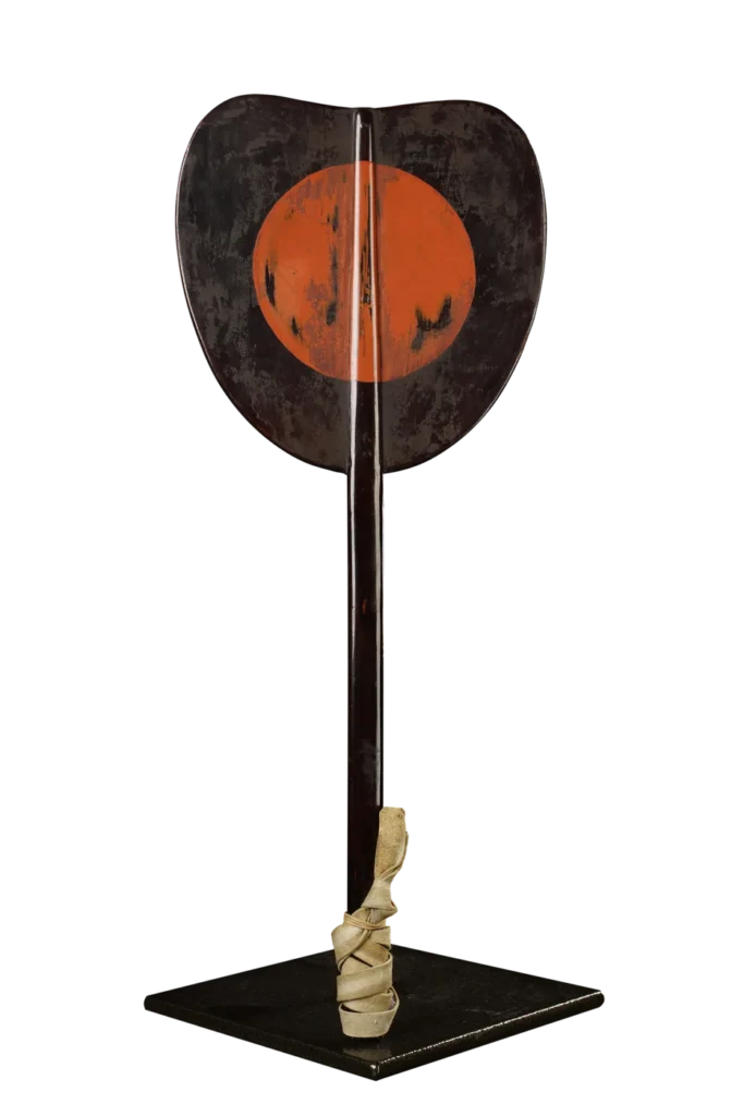 Sashimono with red circle on black lacquered ground, clear signs of use